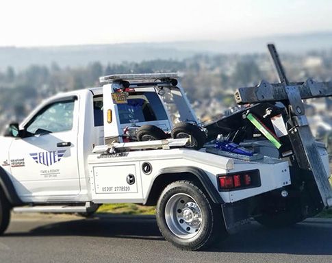 Reliable Tow Truck Service In Portland, OR - Contact Us - Elite Towing ...